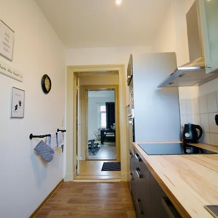 Gemuetliches Innenstadtnest, Zentrale Lage, 88Qm, Kostenfreier Parkplatz, Fuer Bis Zu 6 Personen Cottbus Buitenkant foto