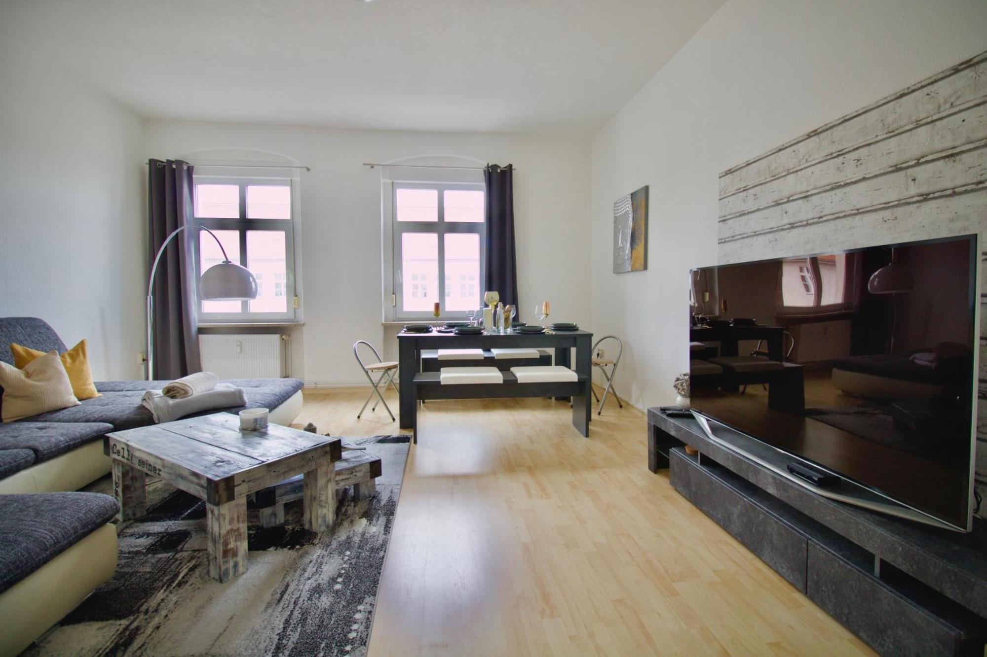 Gemuetliches Innenstadtnest, Zentrale Lage, 88qm, Kostenfreier Parkplatz, Fuer Bis Zu 6 Personen Apartment Cottbus