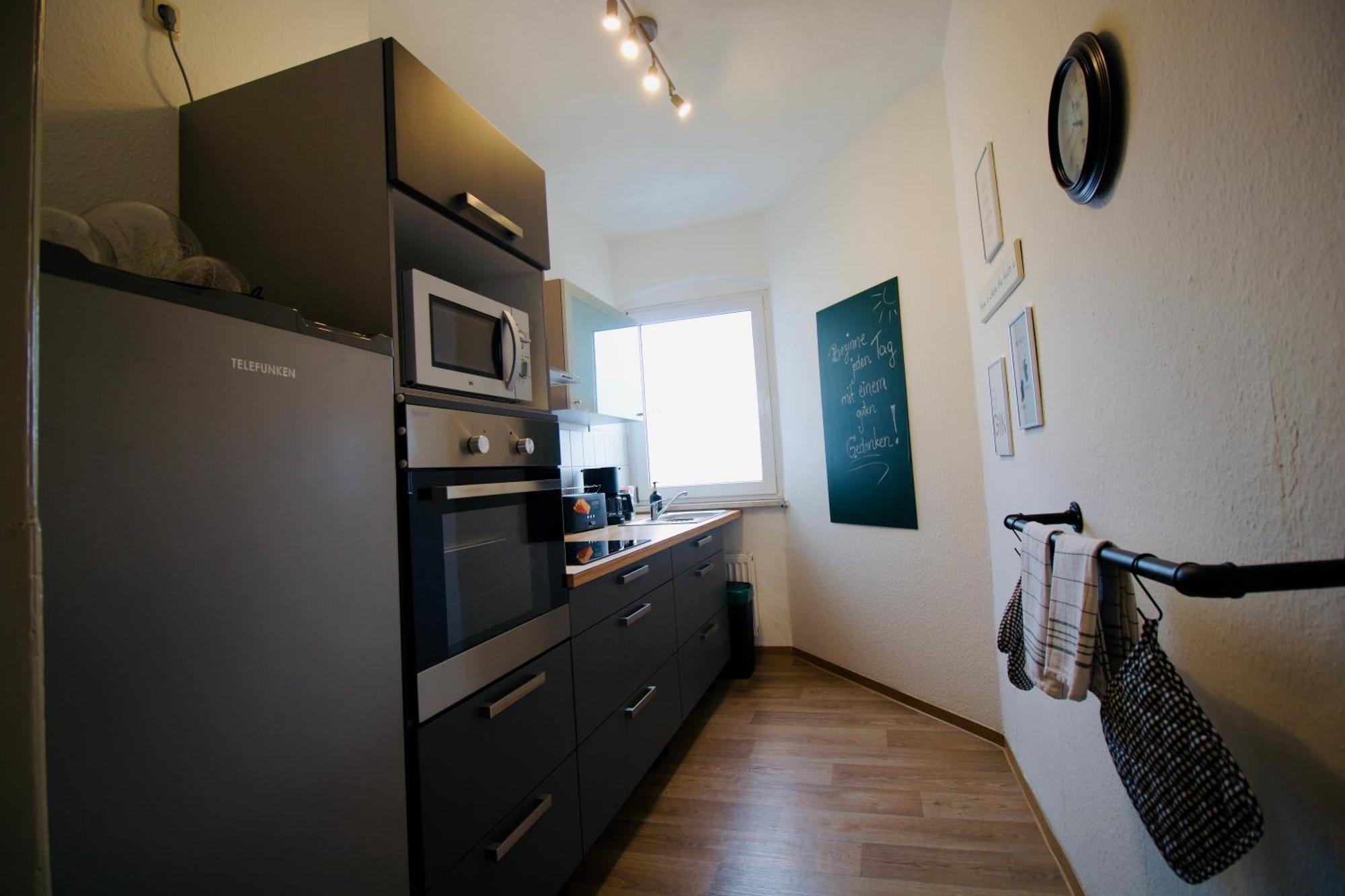 Apartment Gemuetliches Innenstadtnest, Zentrale Lage, 88qm, Kostenfreier Parkplatz, Fuer Bis Zu 6 Personen *