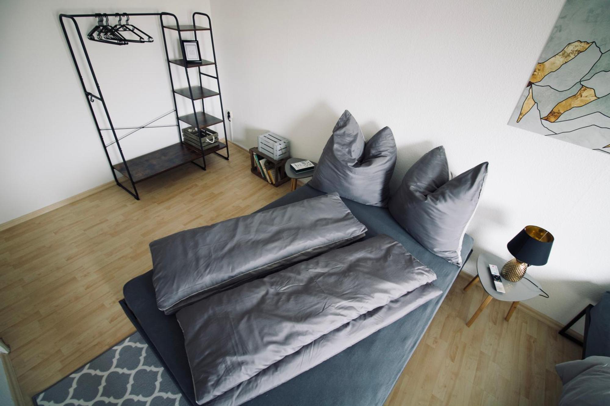Gemuetliches Innenstadtnest, Zentrale Lage, 88qm, Kostenfreier Parkplatz, Fuer Bis Zu 6 Personen * Cottbus