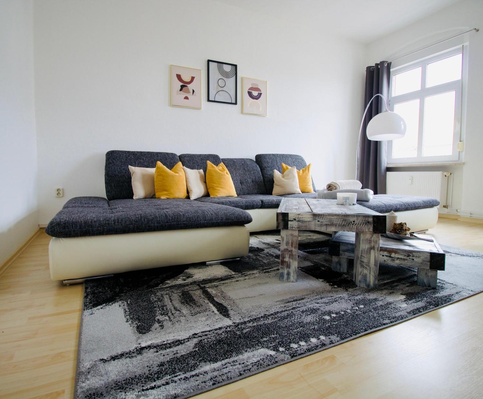 Gemuetliches Innenstadtnest, Zentrale Lage, 88qm, Kostenfreier Parkplatz, Fuer Bis Zu 6 Personen * Cottbus